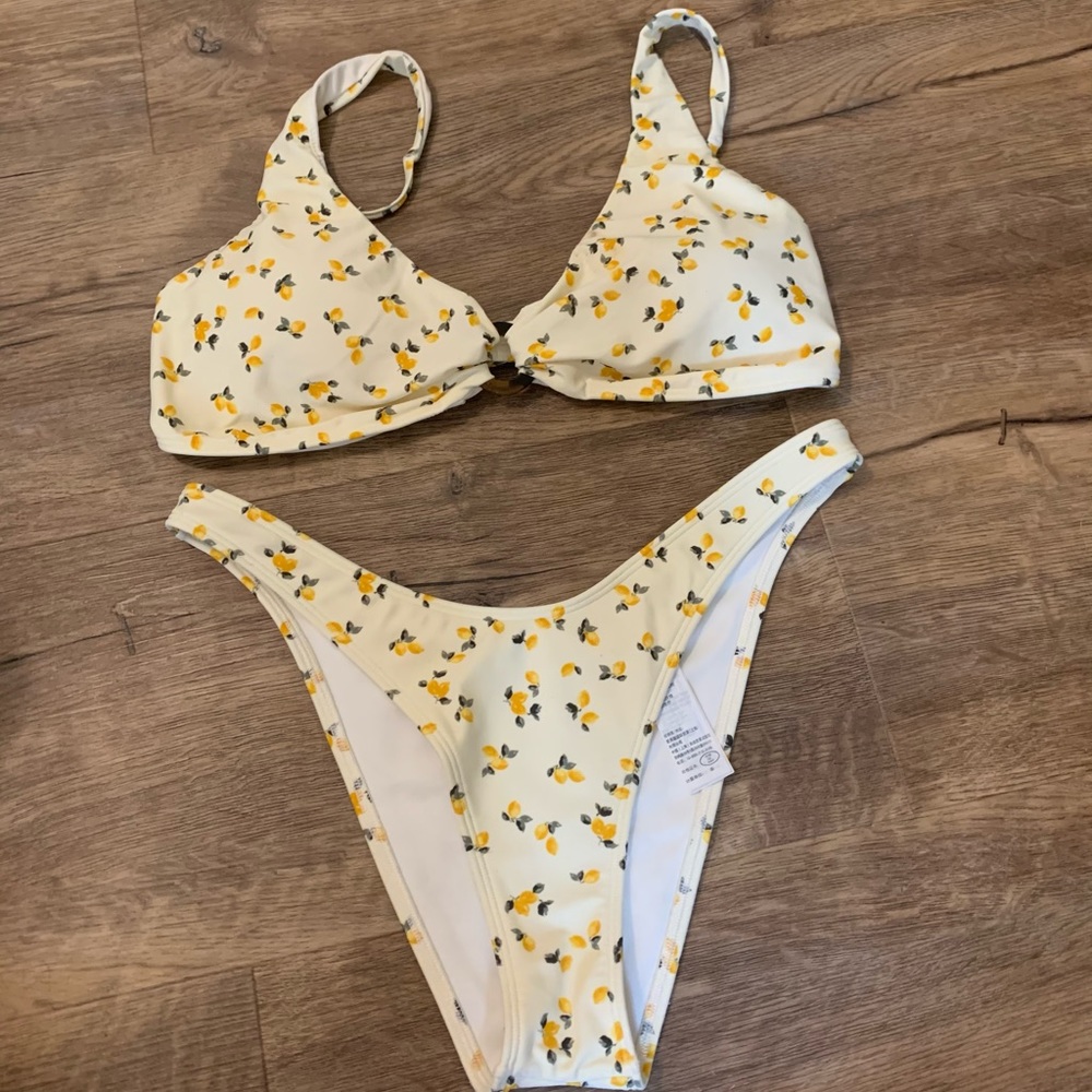 Abercrombie swim!